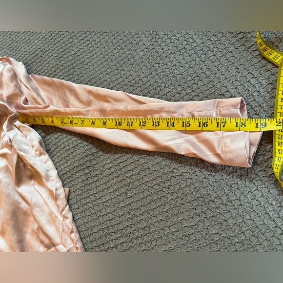 Vintage (2003) Victoria’s Secret pink long sleeve pajamas. - Picture 10 of 15